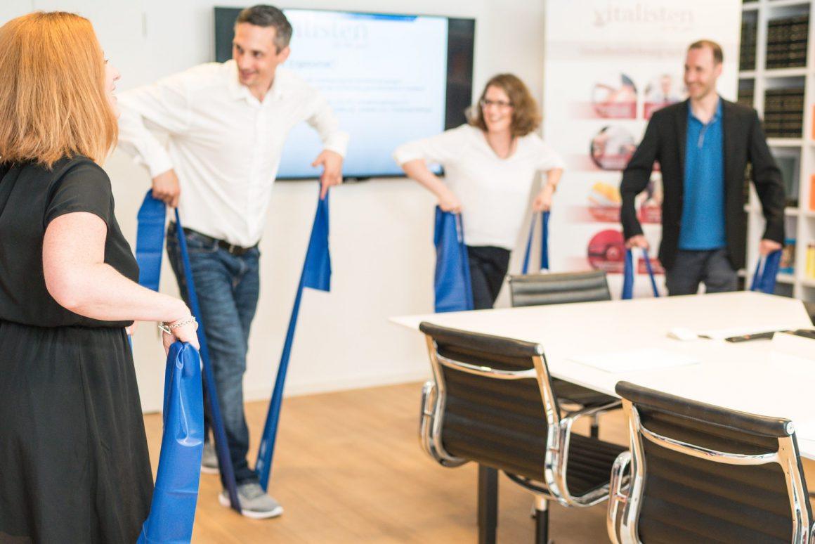 Optimale Arbeitsplatzergonomie Aktive Pause Vitalisten